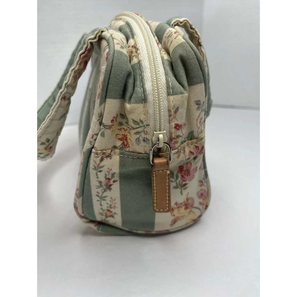 Lauren Ralph Lauren 6x7x4 preloved